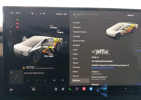 2025 Tesla Cybertruck All-Wheel Drive z USA, uszkodzony, nr VIN 7G2CEHED7SA075849